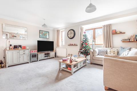 2 Edwards Close, Kings Worthy, Winchester, SO23 7HX