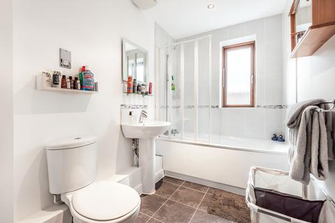2 Edwards Close, Kings Worthy, Winchester, SO23 7HX