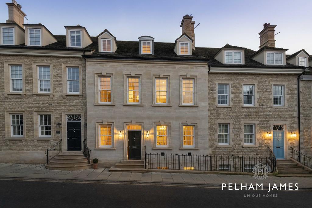 Front aspect at twilight