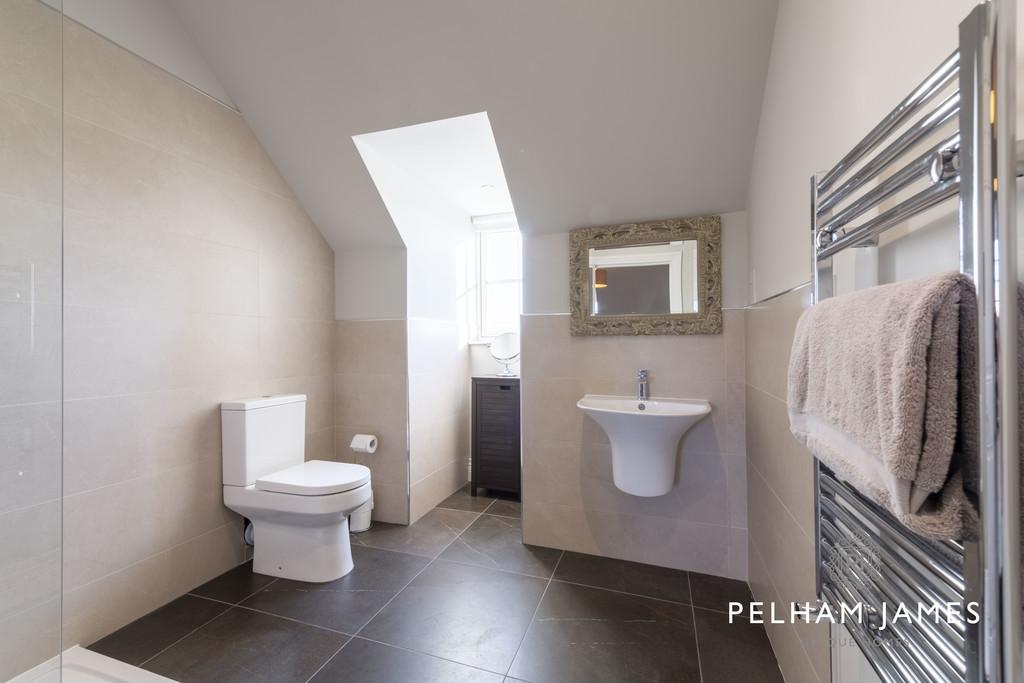 Second floor shower room