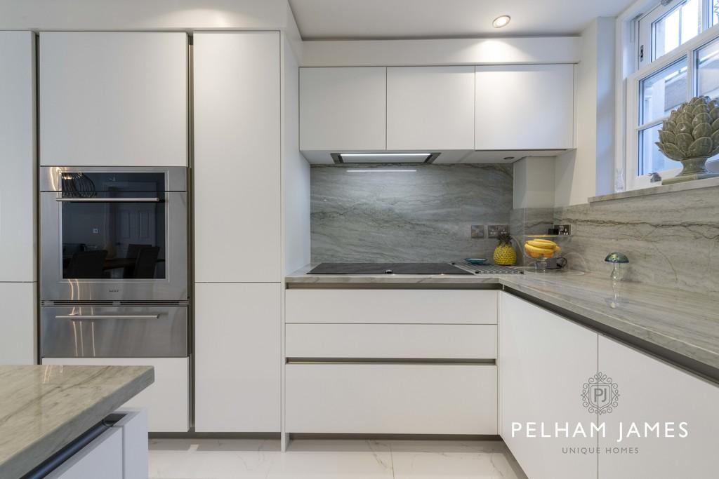 Contemporary kitchen