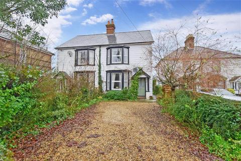 6 Headcorn Road, Staplehurst, Tonbridge, TN12 0BT