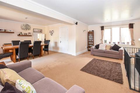 Lea House Meadow Drive, Fewcott, Bicester, OX27 7PS