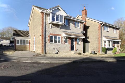 19 Darcey Close, Grange Park, Swindon, SN5 6DZ