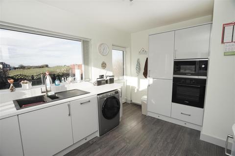70 Ainse Road, Blackrod, Bolton, BL6 5HA