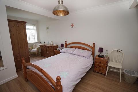70 Ainse Road, Blackrod, Bolton, BL6 5HA