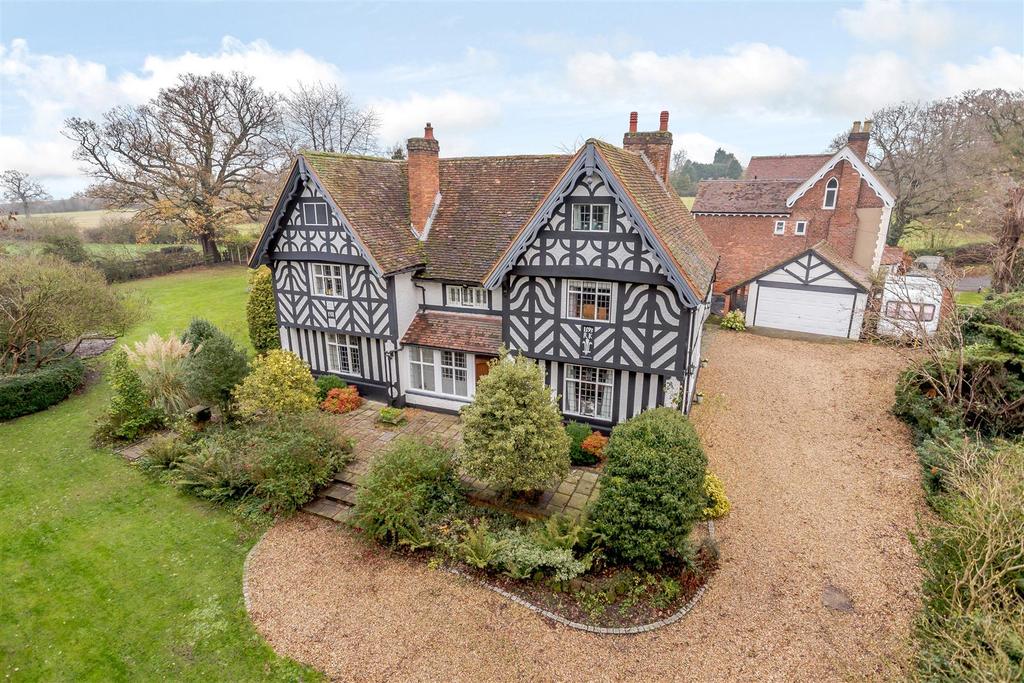 Hoggrills End Lane, Nether Whitacre 5 bed detached house £975,000
