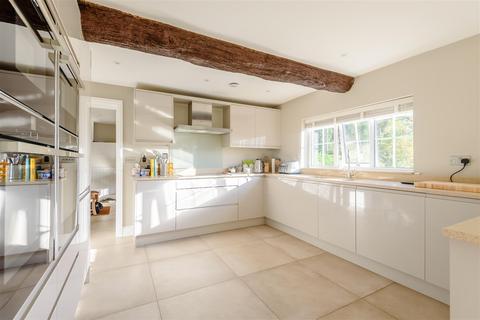Seechem Lodge Icknield Street, Alvechurch, Birmingham, B48 7DS
