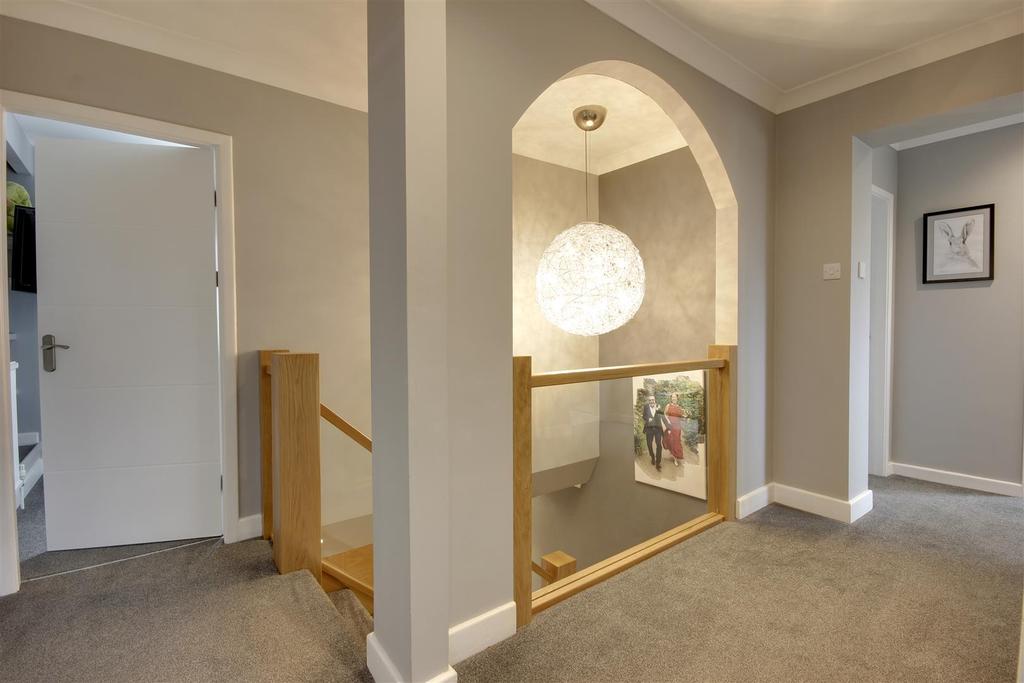 Galleried Landing - Alternative View