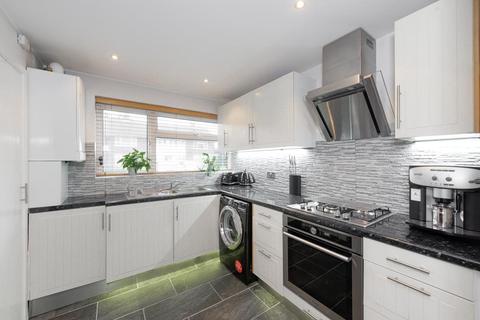 9 Larby Place, Epsom, KT17 1XP
