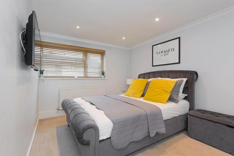 9 Larby Place, Epsom, KT17 1XP