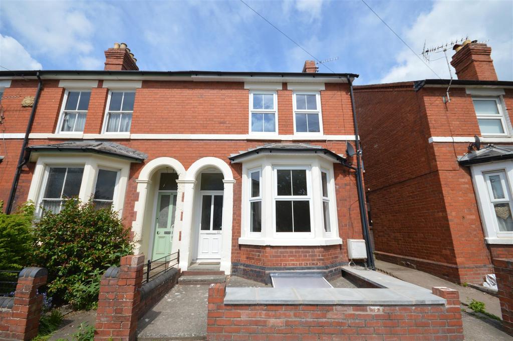 Breinton Road, Hereford 3 bed end of terrace house £200,000