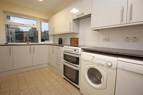 68 Basils Road, Stevenage, SG1 3PZ