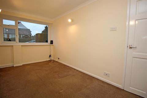 68 Basils Road, Stevenage, SG1 3PZ