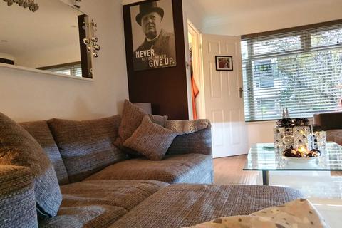 53 Border Road, Upton, Poole, BH16 5EE