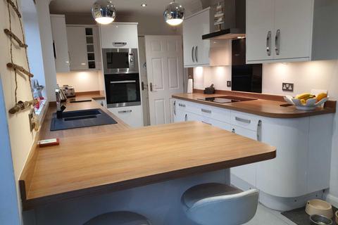 53 Border Road, Upton, Poole, BH16 5EE