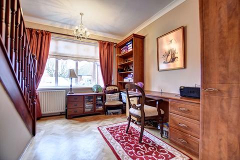 6 Longridge Square, Sunderland, SR2 9HJ