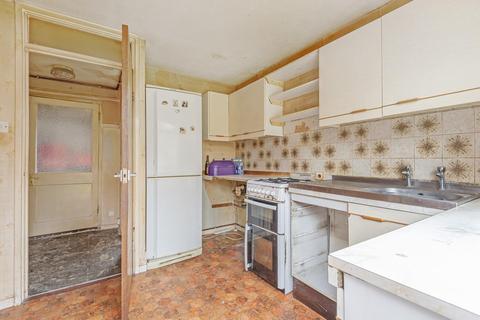 18 Greville Close, Guildford, GU2 8DW