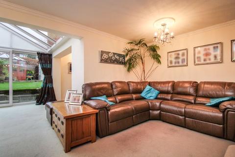8 Coopers Close, Leek, ST13 8JL