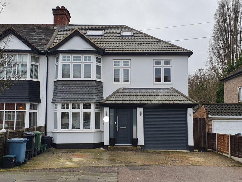 Walden Avenue Chislehurst 5 bed semidetached house £840,000