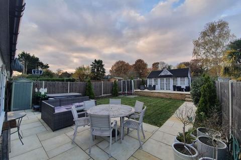 71 Walden Avenue, Chislehurst, BR7 6EL