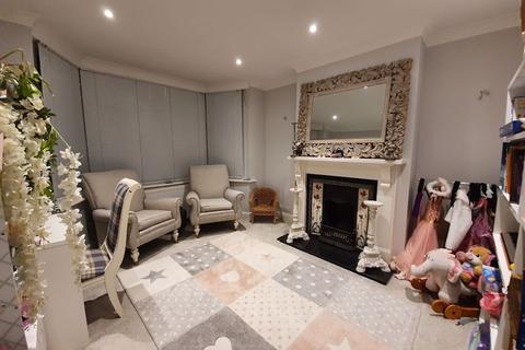 71 Walden Avenue, Chislehurst, BR7 6EL