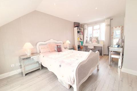 71 Walden Avenue, Chislehurst, BR7 6EL