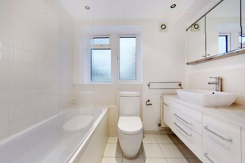 3 Pembroke Terrace, London, NW8 6EH