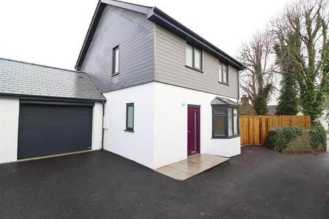 Chy Kellis Fore Street, Grampound, Truro, TR2 4SB