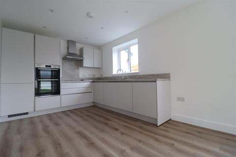 Chy Kellis Fore Street, Grampound, Truro, TR2 4SB