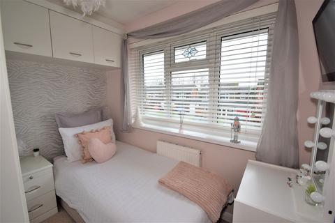 5 Aintree Road, Chatham, ME5 8PY
