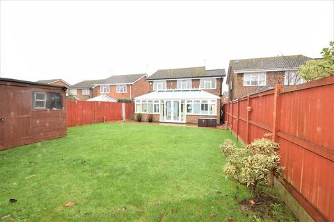5 Aintree Road, Chatham, ME5 8PY