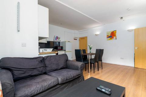 2 bedroom apartment to rent - Barnet Grove, Bethnal Green, E2