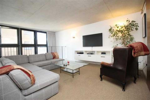 2 bedroom flat to rent, Connaught Road, Hove