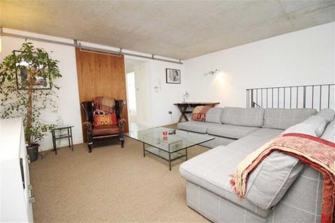 2 bedroom flat to rent, Connaught Road, Hove