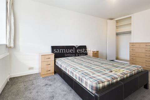 2 bedroom flat to rent, Tragail, Mercier Road, Putney, London, SW15