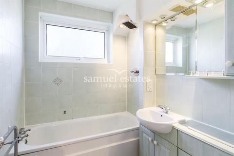 2 bedroom flat to rent, Tragail, Mercier Road, Putney, London, SW15