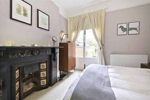 128 Addison Gardens, London, W14 0DS
