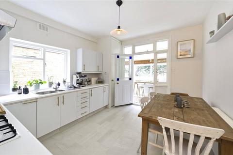 128 Addison Gardens, London, W14 0DS