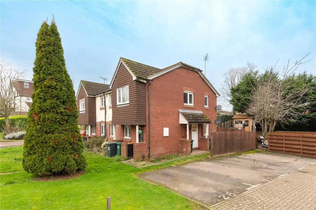 Tylersfield, Abbots Langley 1 bed flat £230,000