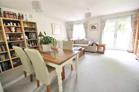 9 Bramble Close, Barns Green, Horsham, RH13 0AW