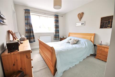 9 Bramble Close, Barns Green, Horsham, RH13 0AW