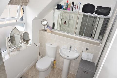 45 Renwick Drive, Bromley, BR2 9GS