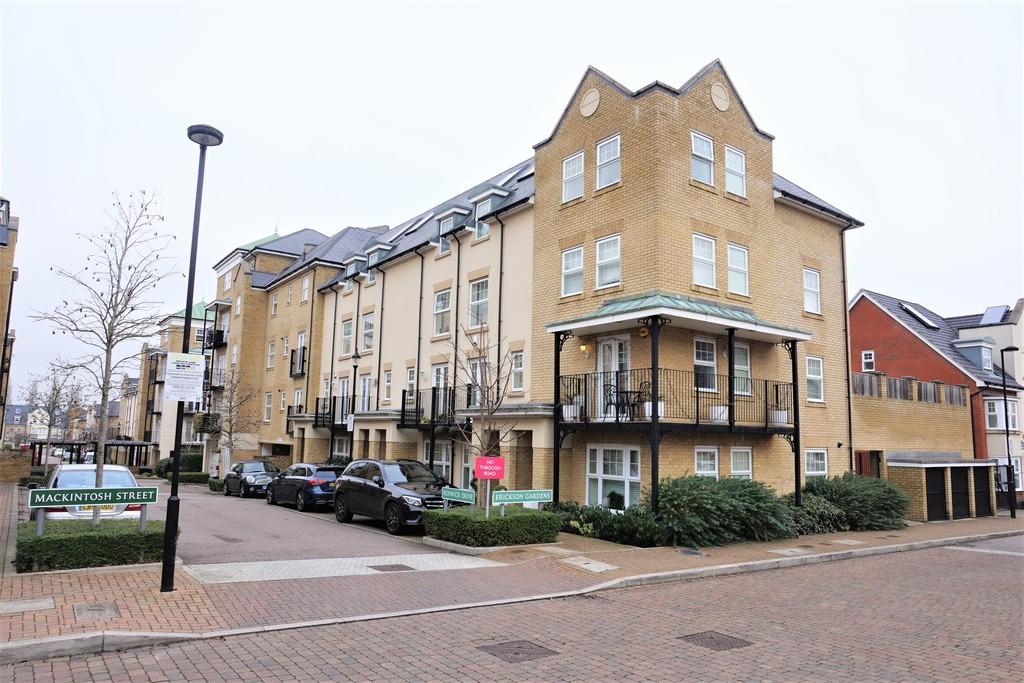 Renwick Drive, Bromley 4 bed townhouse for sale £550,000