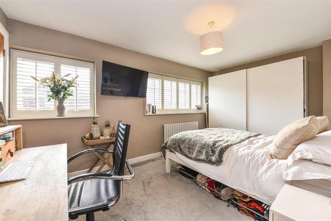 6 Daltons Place, Arundel, BN18 9JU