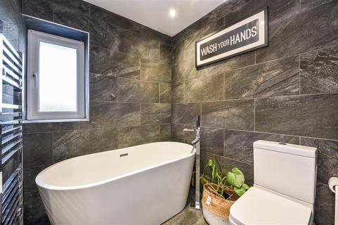 6 Daltons Place, Arundel, BN18 9JU