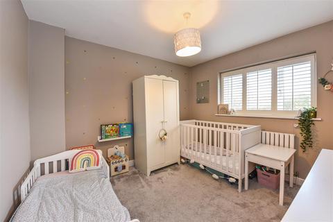6 Daltons Place, Arundel, BN18 9JU