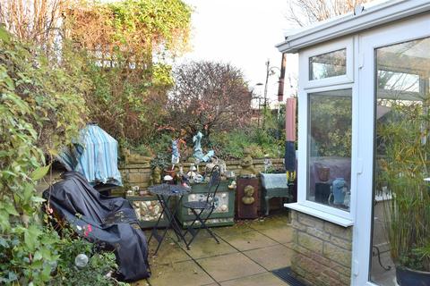 66 Cherry Tree, Bridport, DT6 5HQ