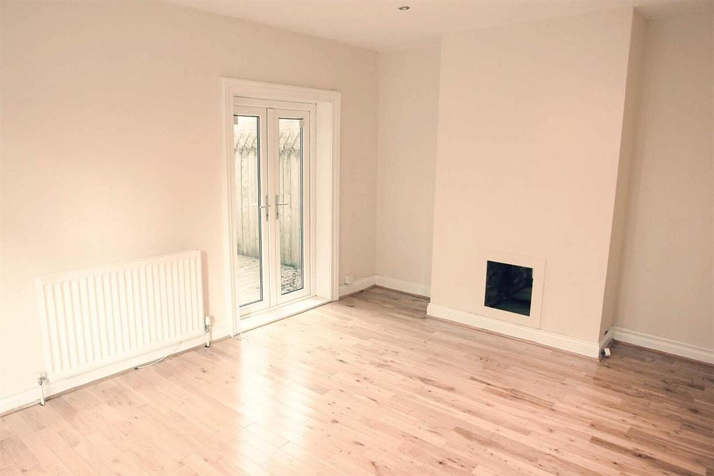 Windsor Avenue, Gateshead 2 bed ground floor flat £495 pcm (£114 pw)