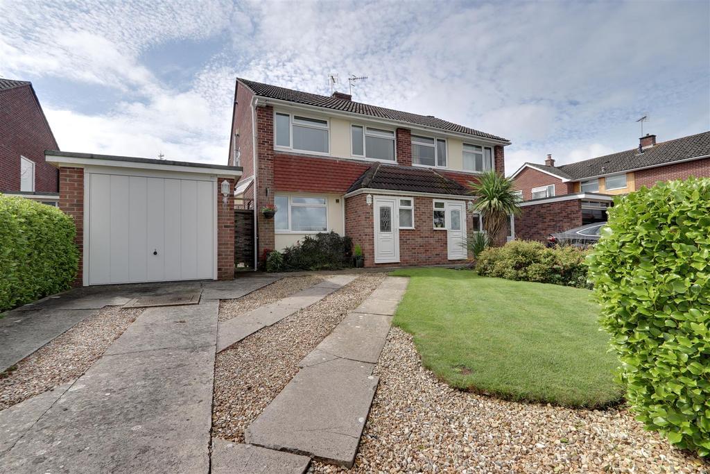 Claverton Road, Saltford, Bristol 3 bed semidetached house £399,995